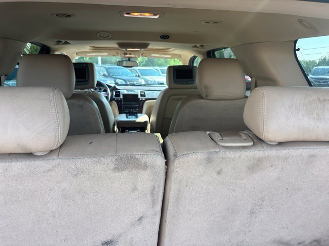 Used 2012 Cadillac Escalade Luxury AWD/4WD image 9