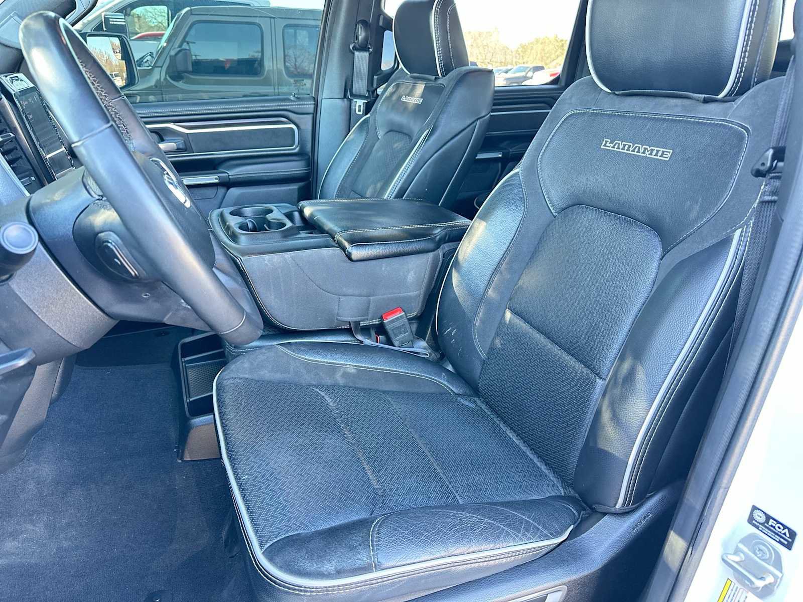 Used 2025 RAM 1500 Laramie image 17