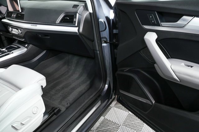 Used 2018 Audi Q5 Prestige image 25