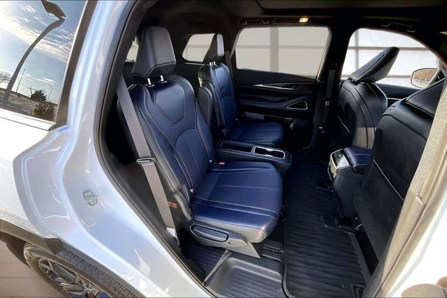 Used 2026 INFINITI QX60 Sport w/ Dark Cargo Package image 27