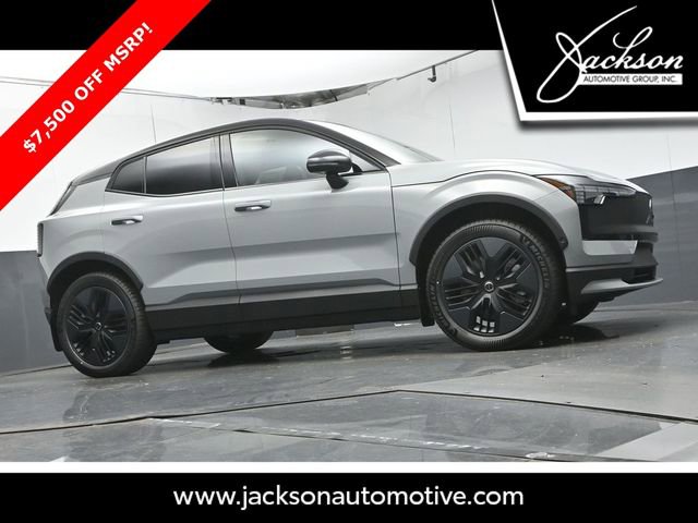 Used 2026 Volvo EX30 Cross Country Ultra w/ Protection Package Premier image 30