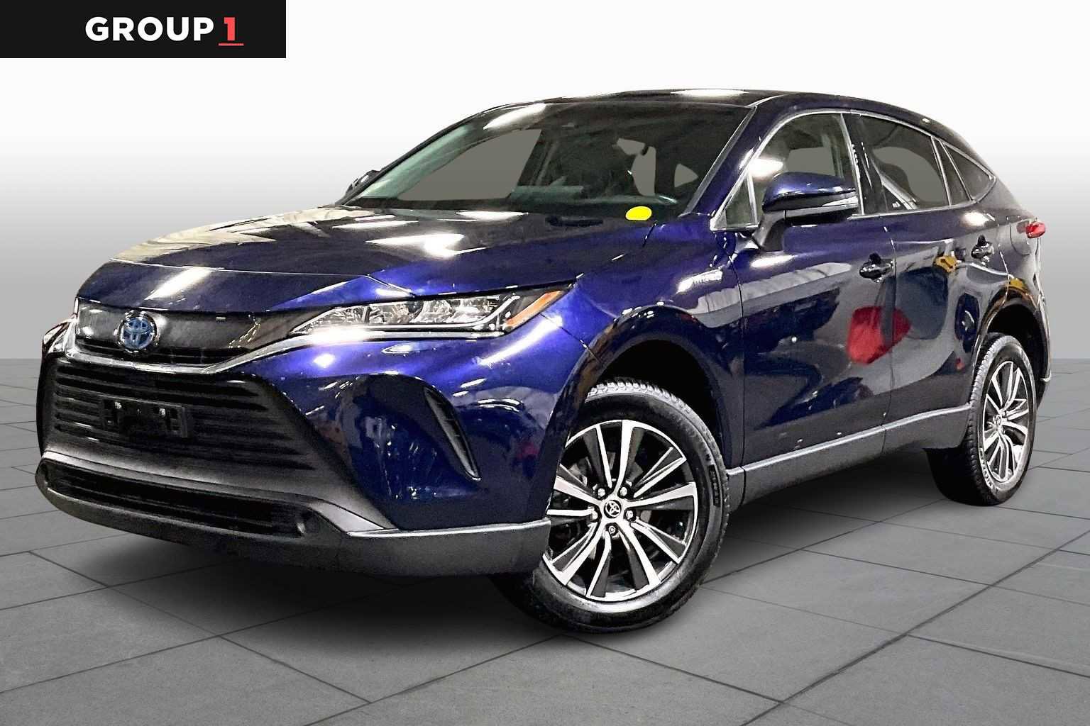 Certified 2021 Toyota Venza LE image 1