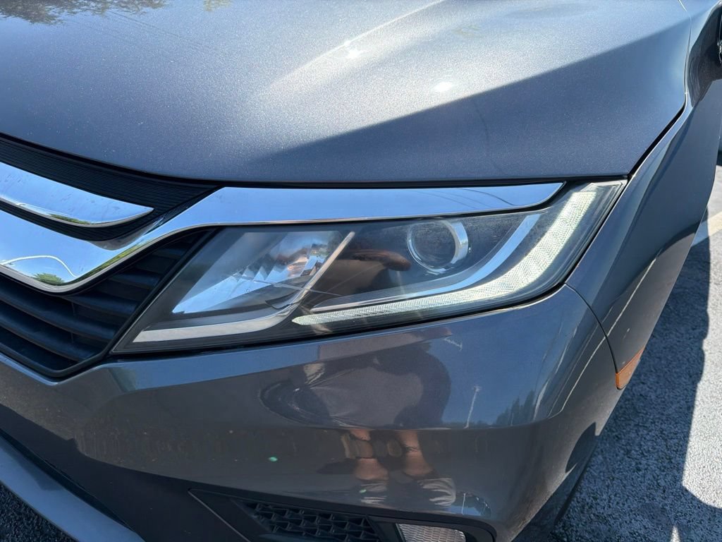 Certified 2018 Honda Odyssey EX-L image 9