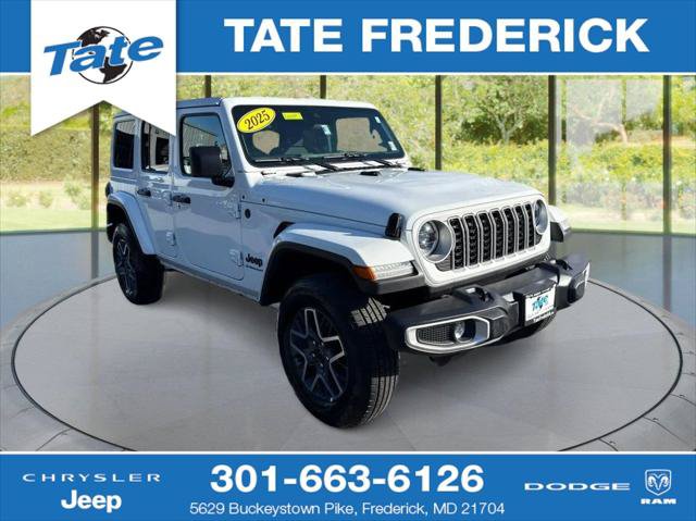 Certified 2025 Jeep Wrangler Unlimited Sahara AWD/4WD image 1