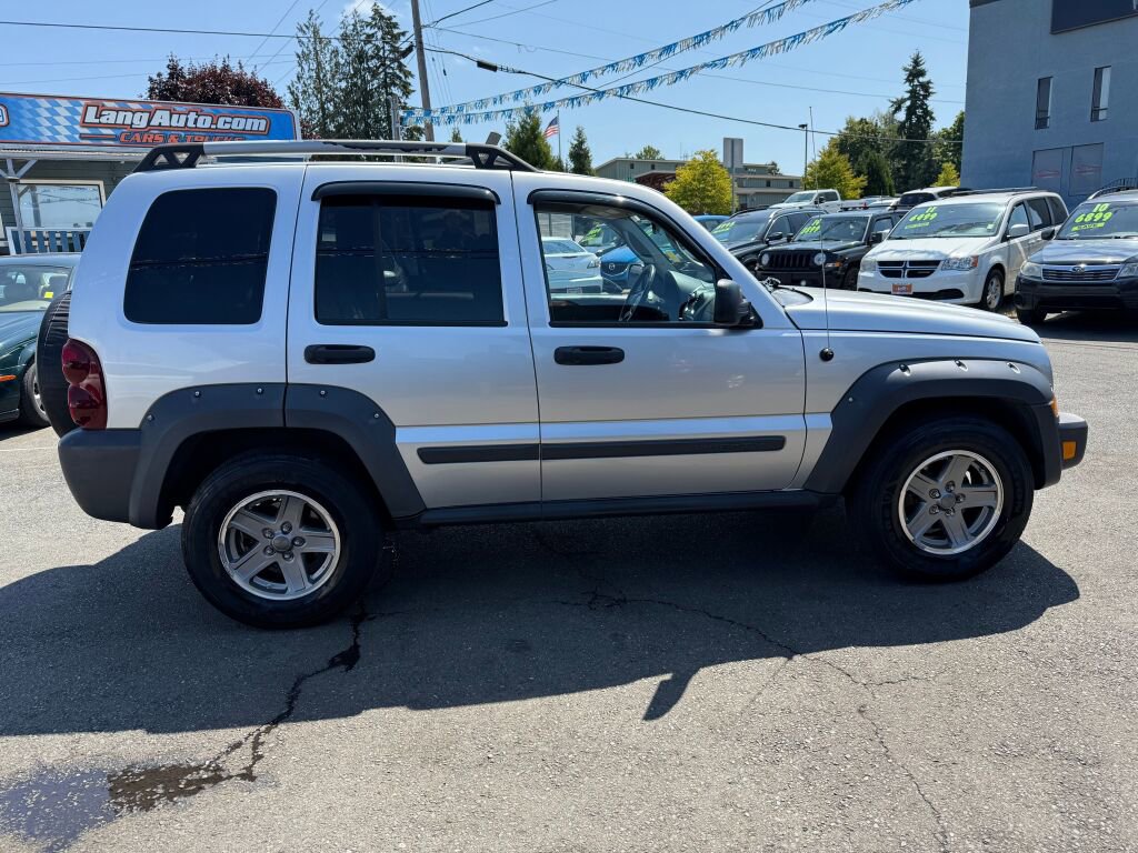 Used 2006 Jeep Liberty Renegade w/ Trailer Tow Group image 7