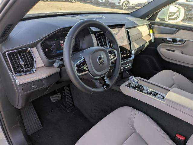 New 2026 Volvo XC90 B6 Plus w/ Protection Package Premier image 8