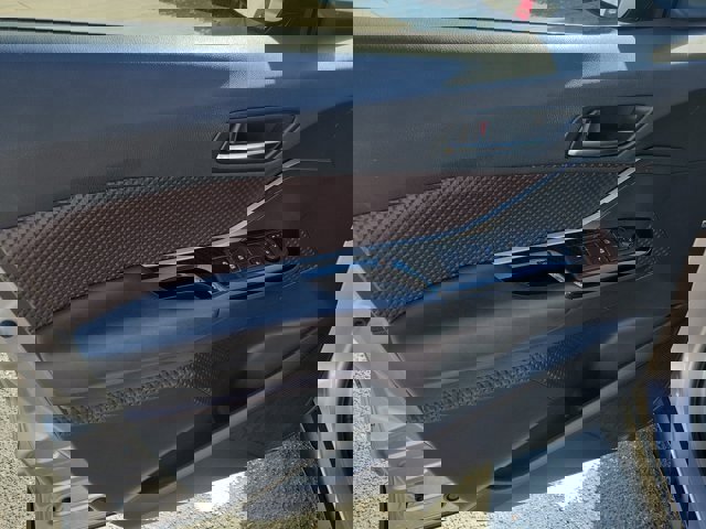 Used 2019 Toyota C-HR Limited image 14