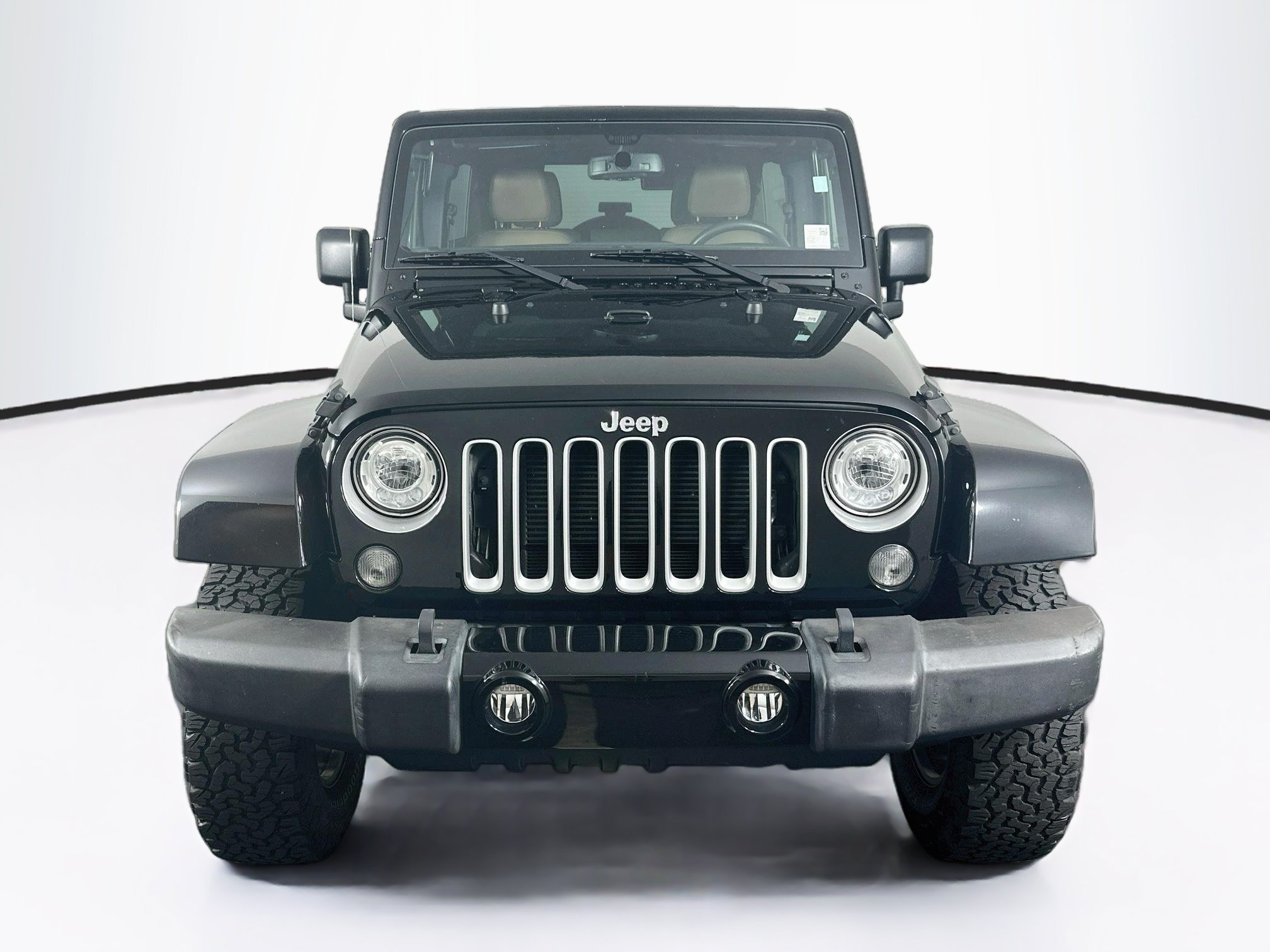 Used 2017 Jeep Wrangler Unlimited Sahara w/ Connectivity Group AWD/4WD image 2