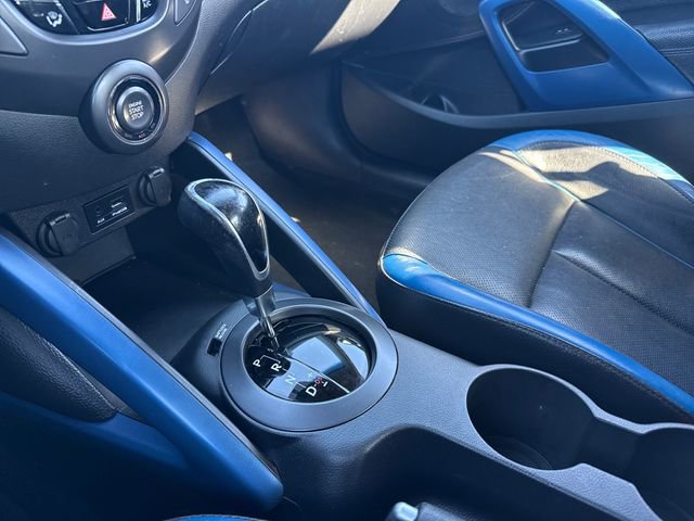 Used 2013 Hyundai Veloster Turbo w/ Ultimate Pkg image 31