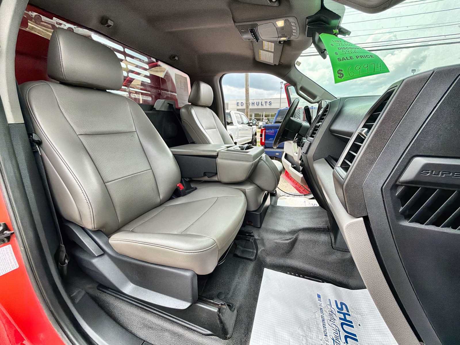 Used 2022 Ford F550 4x4 Regular Cab Super Duty image 22