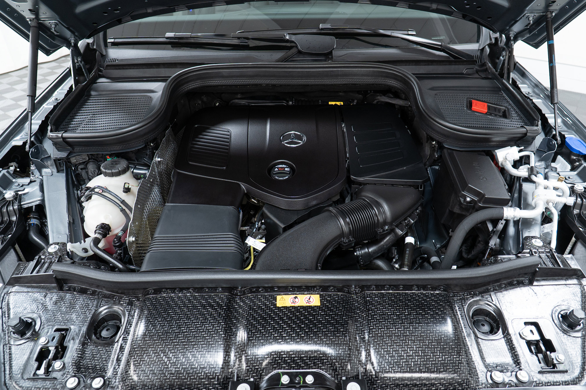 Certified 2026 Mercedes-Benz GLE 450e 4MATIC image 9