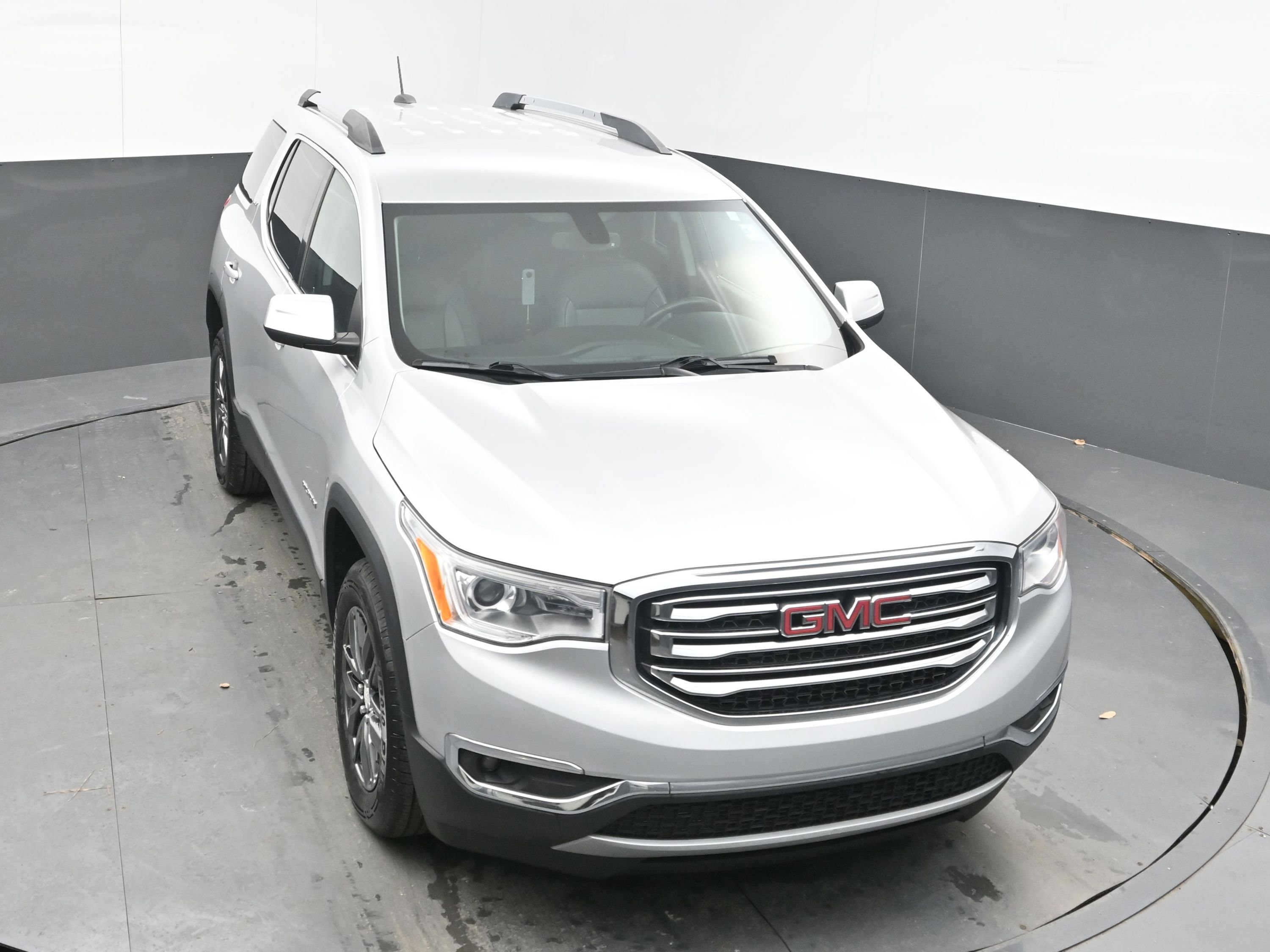 Used 2019 GMC Acadia SLT image 32