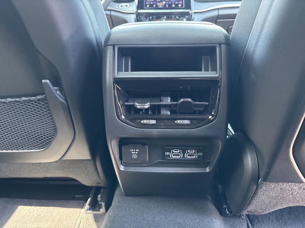 New 2025 Jeep Grand Cherokee Altitude AWD/4WD image 47