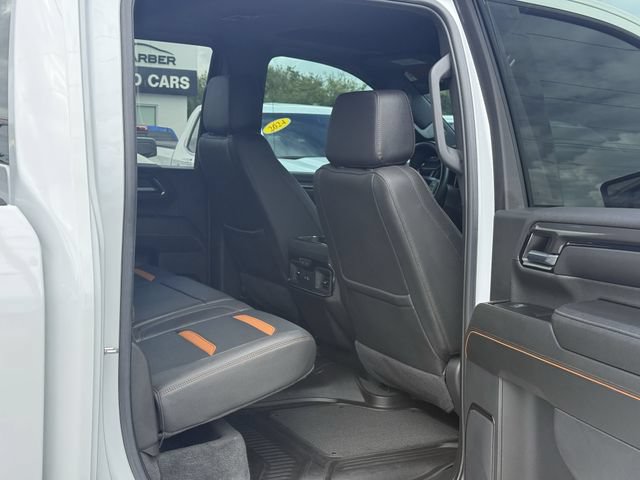 Used 2024 GMC Sierra 2500 AT4 w/ AT4 Premium Plus Package AWD/4WD image 31
