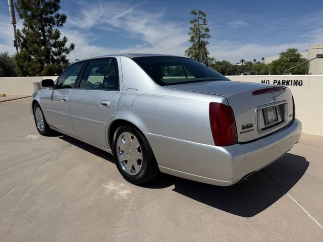 Used 2002 Cadillac De Ville DTS w/ Premium Equipment Pkg image 6