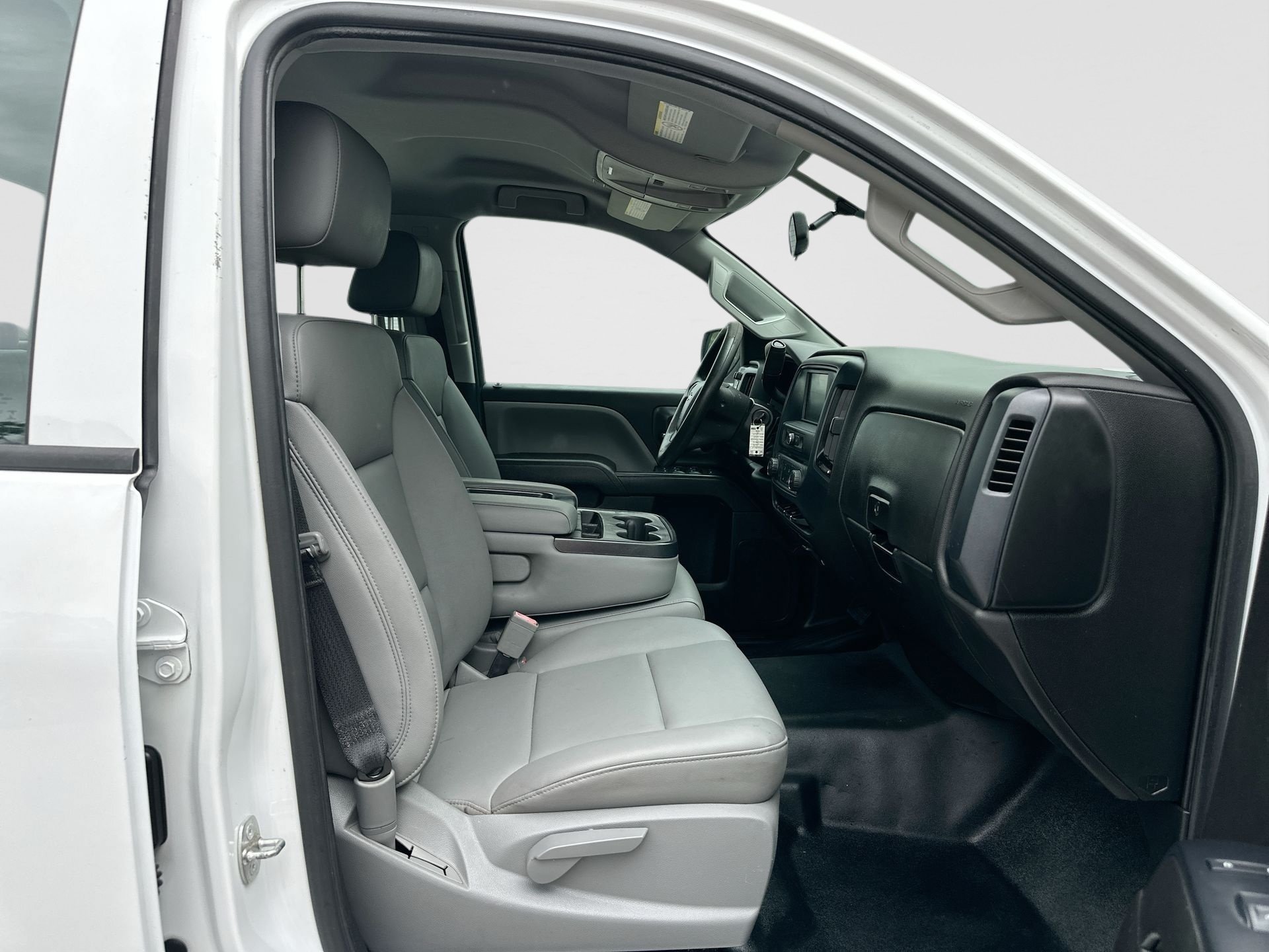 Used 2018 Chevrolet Silverado 2500 W/T RWD image 26