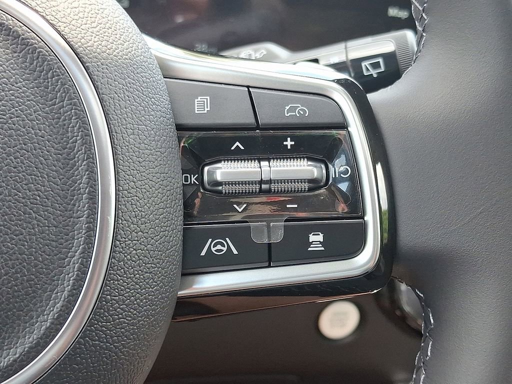 New 2026 Kia Carnival SX w/ SX Dark Edition Package image 19