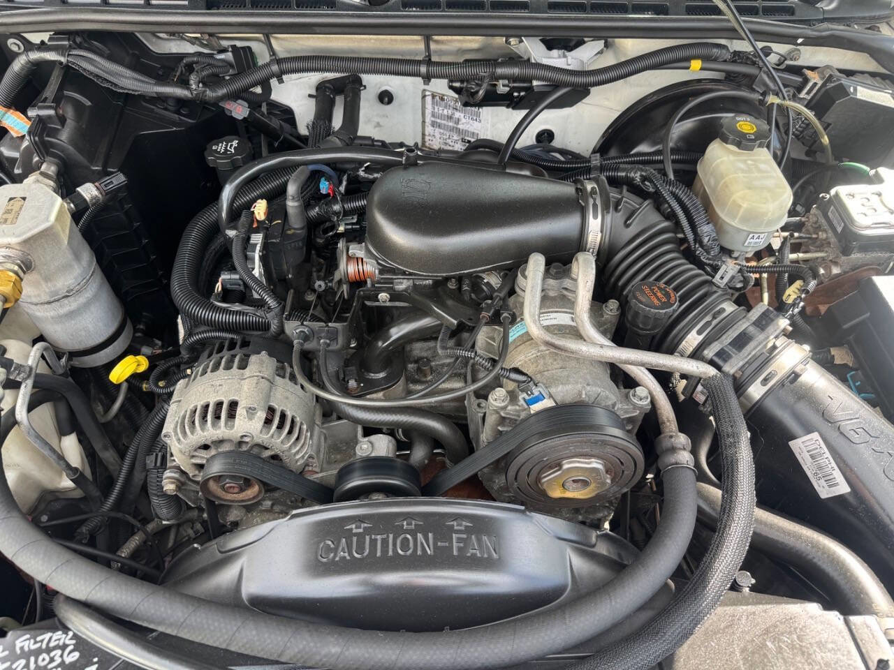 Used 2004 Chevrolet S10 Pickup LS AWD/4WD image 11