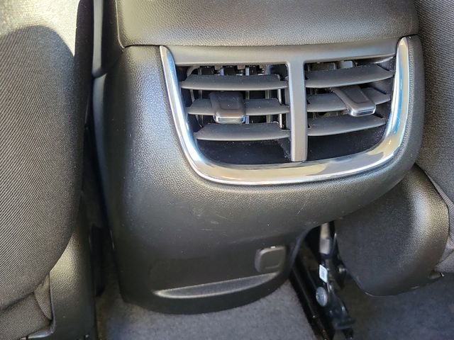 Used 2024 Chevrolet Malibu LT image 18