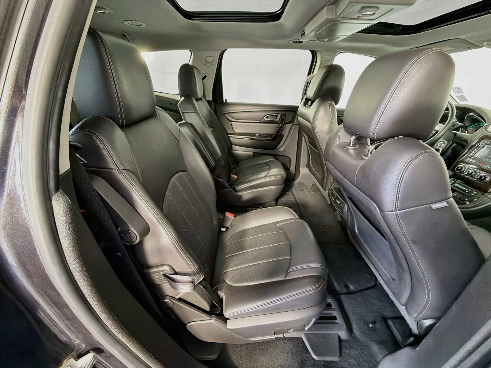 Used 2017 Chevrolet Traverse Premier AWD/4WD image 43