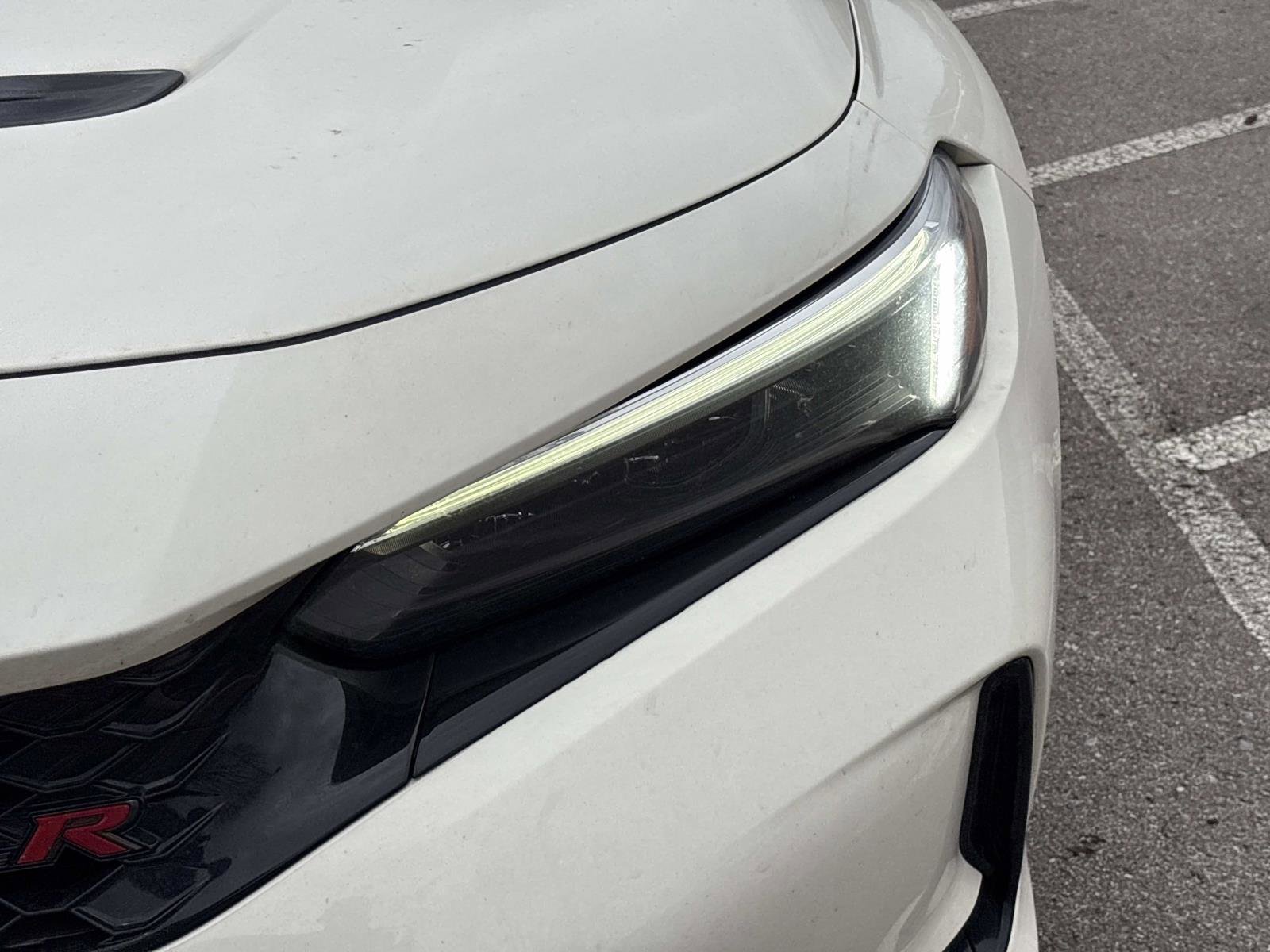 Used 2023 Honda Civic Type R image 11