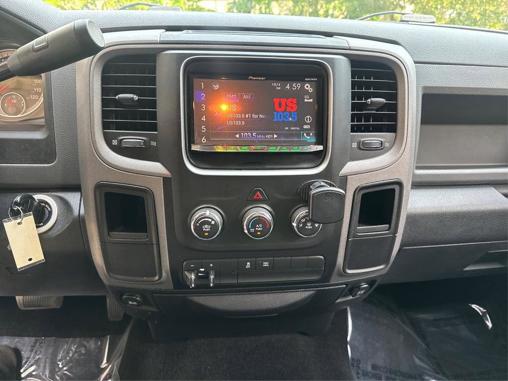 Used 2016 RAM 2500 Tradesman w/ Chrome Appearance Group RWD image 23