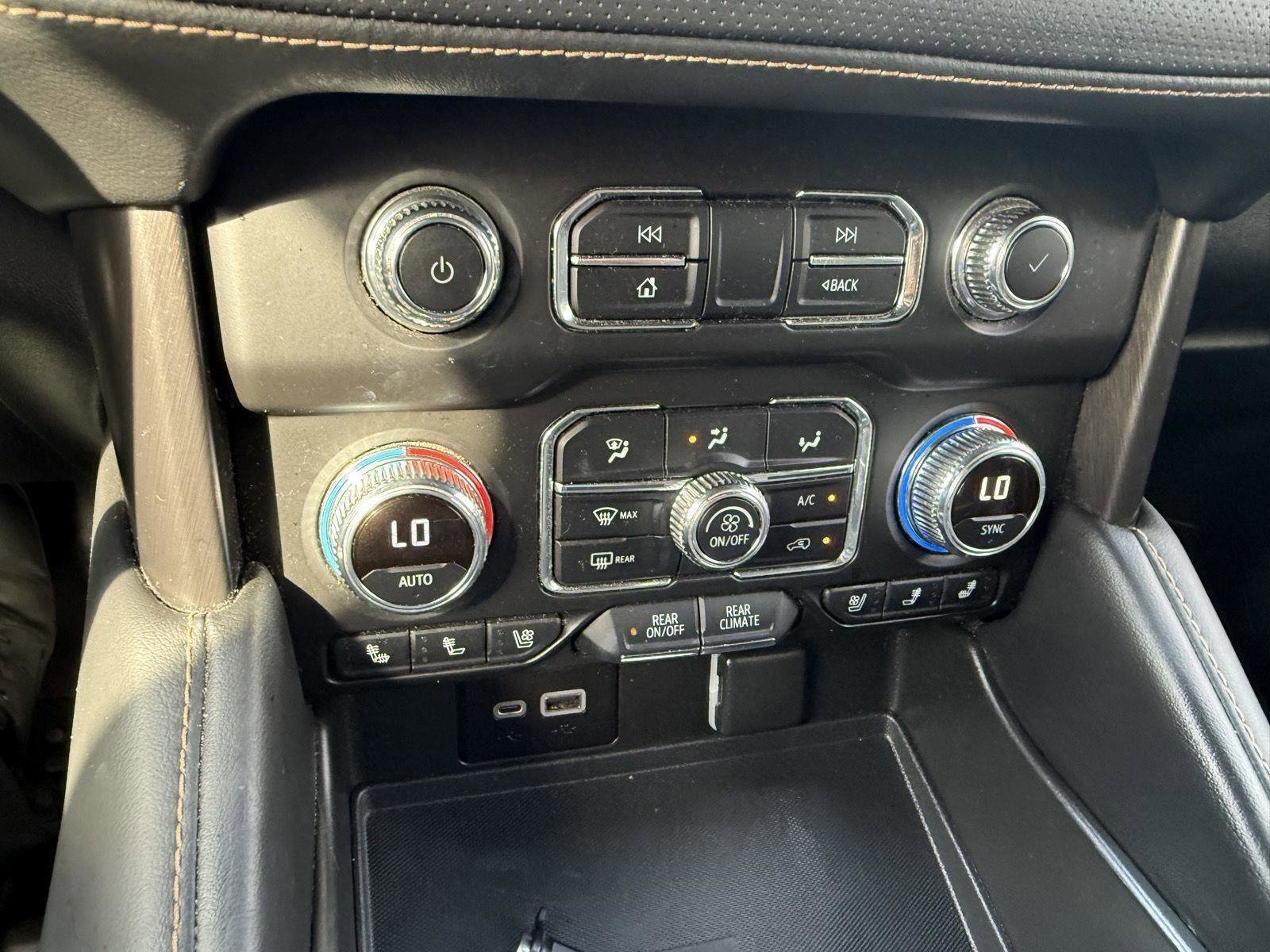 Used 2022 GMC Yukon AT4 image 18