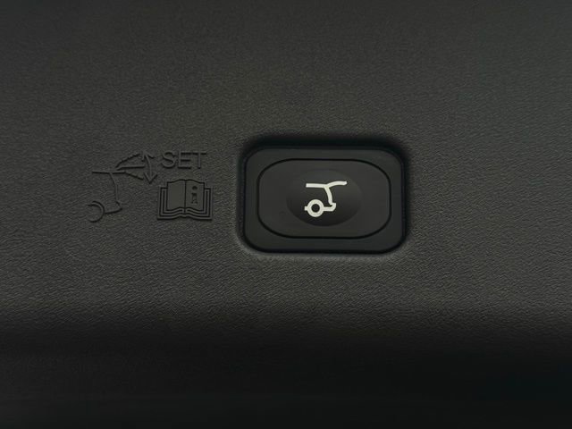 New 2026 Lincoln Nautilus Reserve w/ Jet Appearance Package image 13