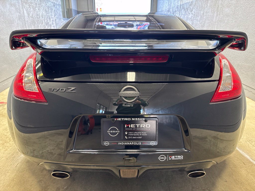 Used 2016 Nissan 370Z Coupe RWD image 21