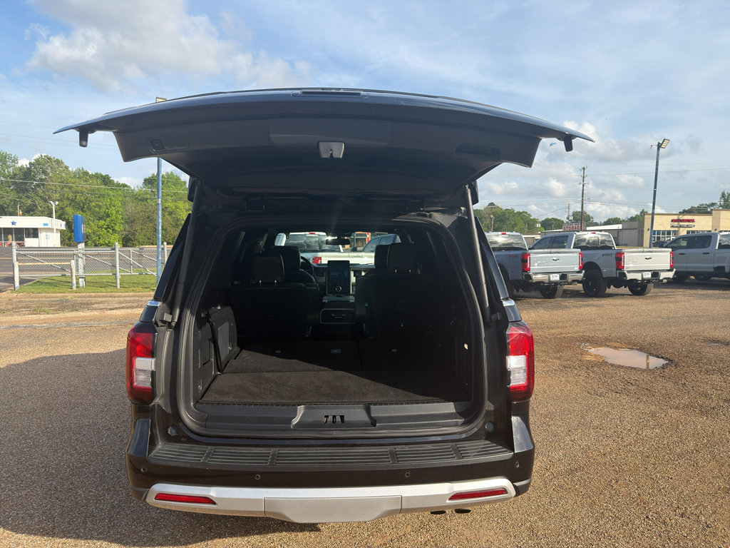 Used 2022 Ford Expedition Timberline image 13