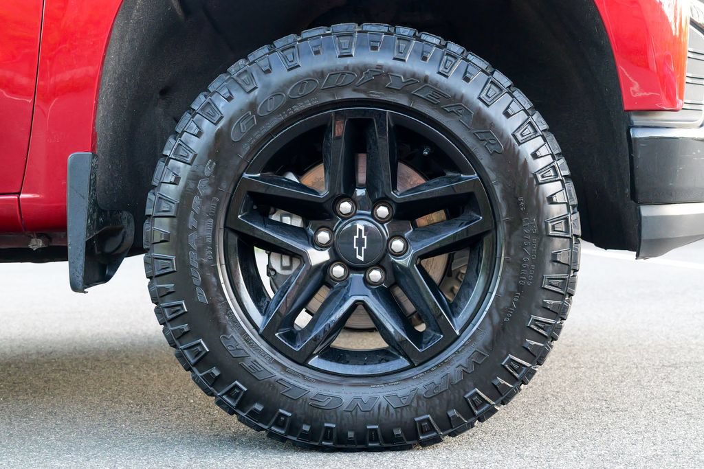 Used 2021 Chevrolet Silverado 1500 Custom Trail Boss AWD/4WD image 14