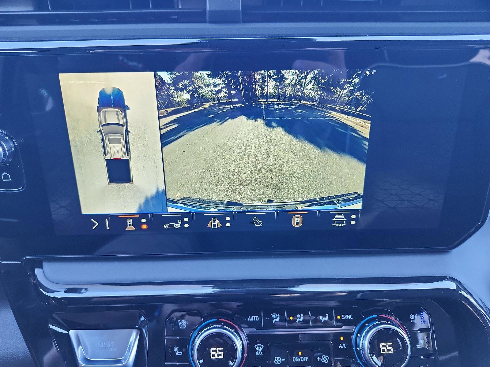 New 2026 GMC Sierra 1500 AT4X w/ LPO, Black Badging Package image 17