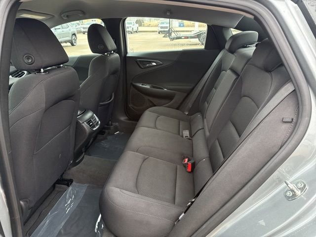 Used 2024 Chevrolet Malibu LT image 34