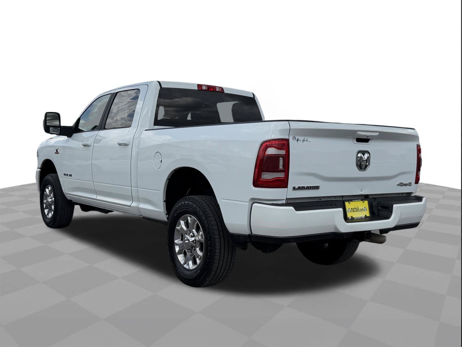 Used 2023 RAM 3500 Laramie AWD/4WD image 3