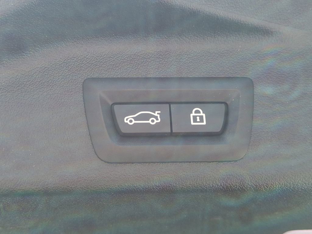 Used 2022 BMW X5 sDrive40i RWD image 15