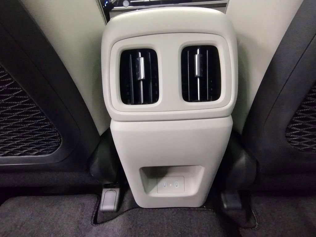 New 2026 Hyundai Tucson Limited AWD/4WD image 38