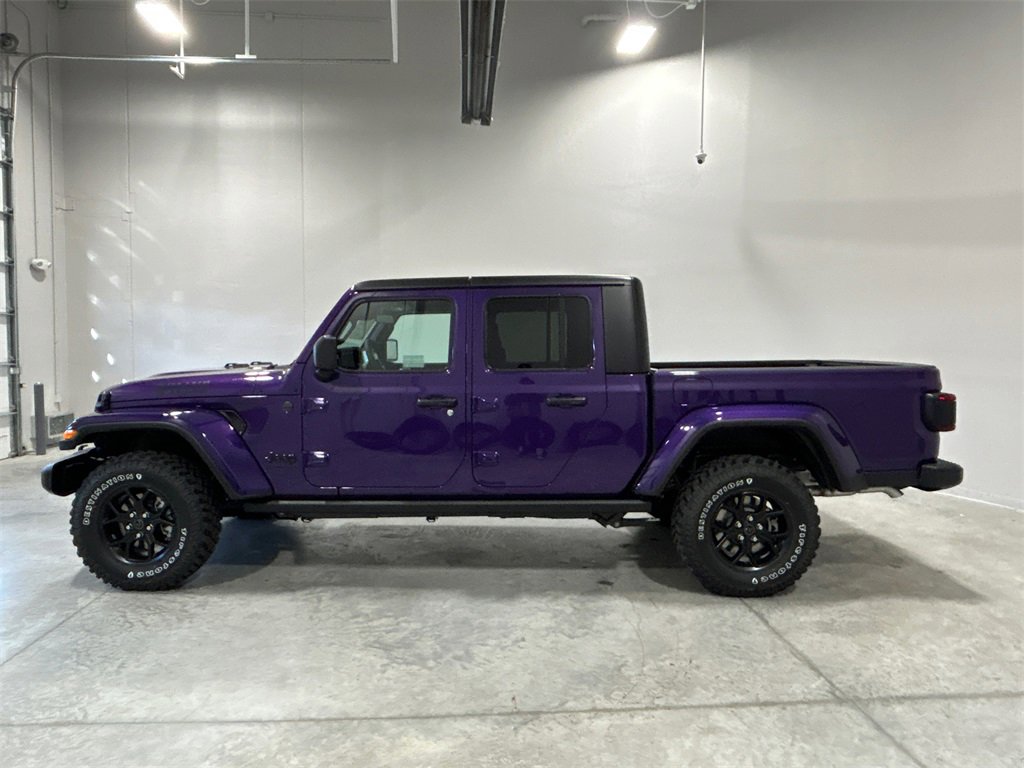 New 2026 Jeep Gladiator Willys image 9