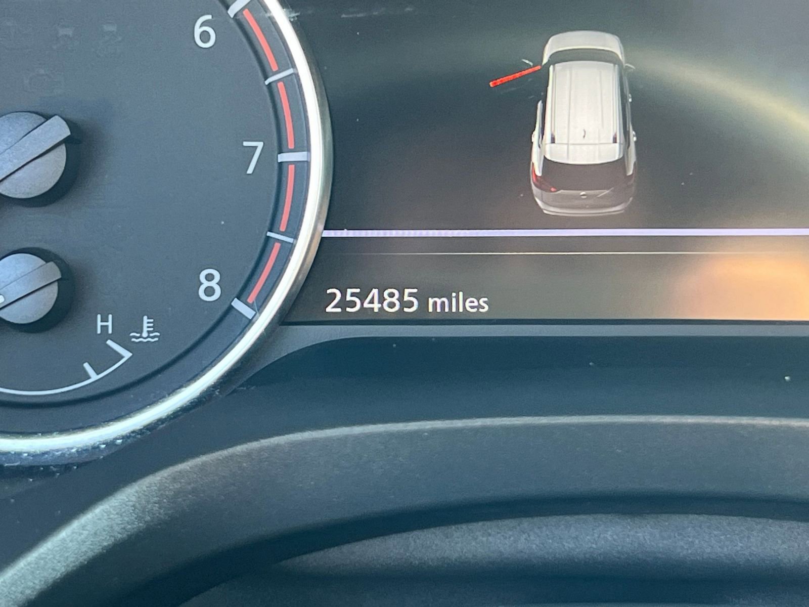 Used 2025 Nissan Rogue SV image 40