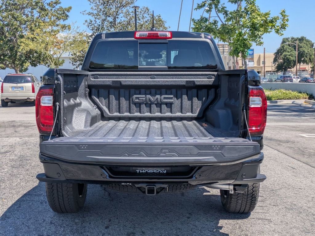 New 2026 GMC Canyon Denali w/ LPO, Denali Black Edition AWD/4WD image 11