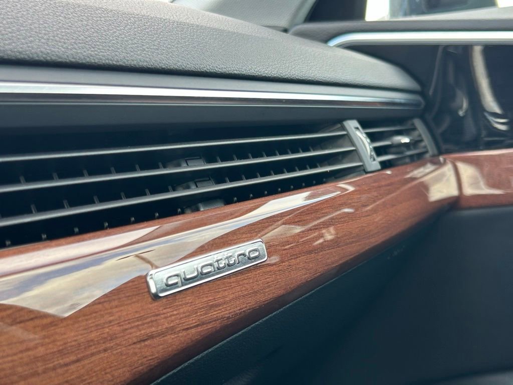 Used 2023 Audi A4 2.0T Premium w/ Convenience Package image 37