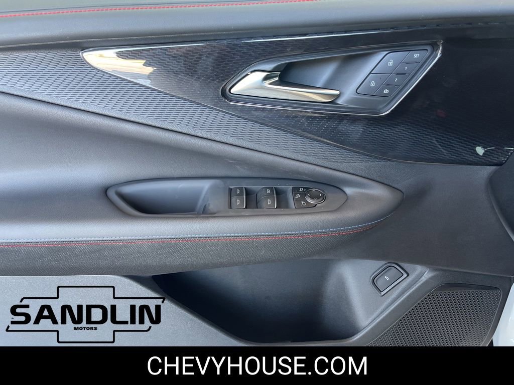 New 2025 Chevrolet Blazer EV RS w/ Super Cruise Package image 8