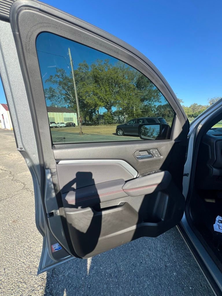 New 2025 Chevrolet Colorado Z71 w/ Technology Package image 10