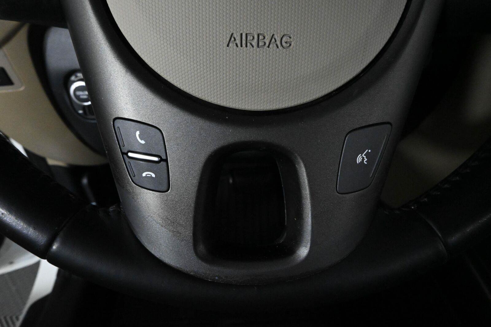 Used 2013 Kia Soul ! w/ Premium Pkg FWD image 24