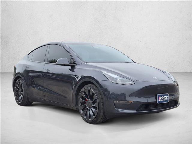 Used 2024 Tesla Model Y Performance AWD/4WD image 3