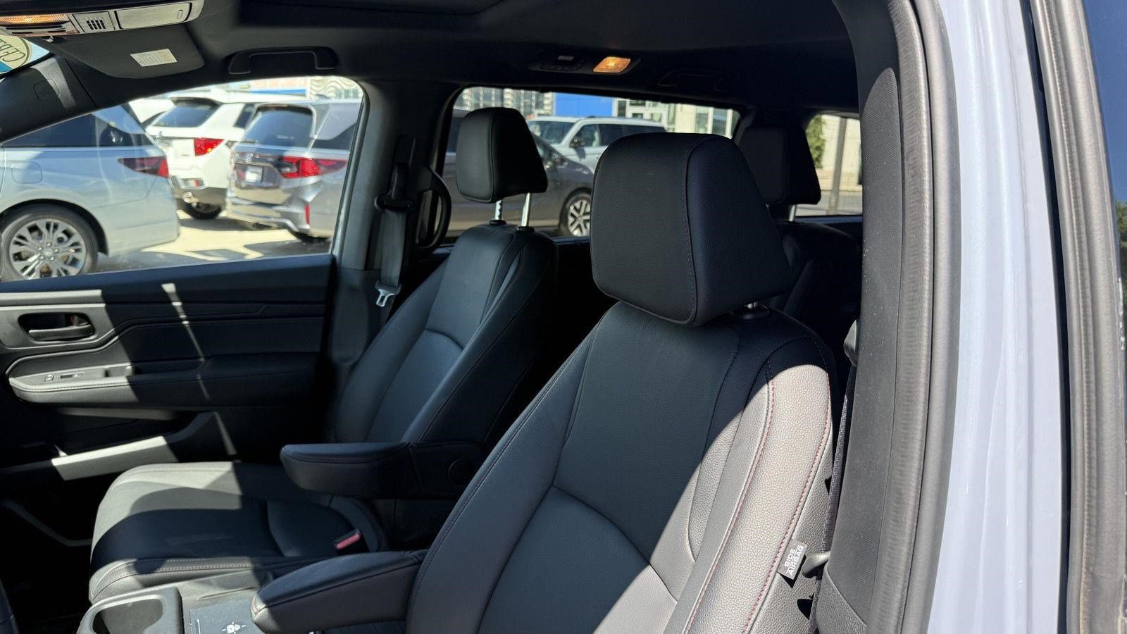 Certified 2026 Honda Odyssey Sport-L image 14