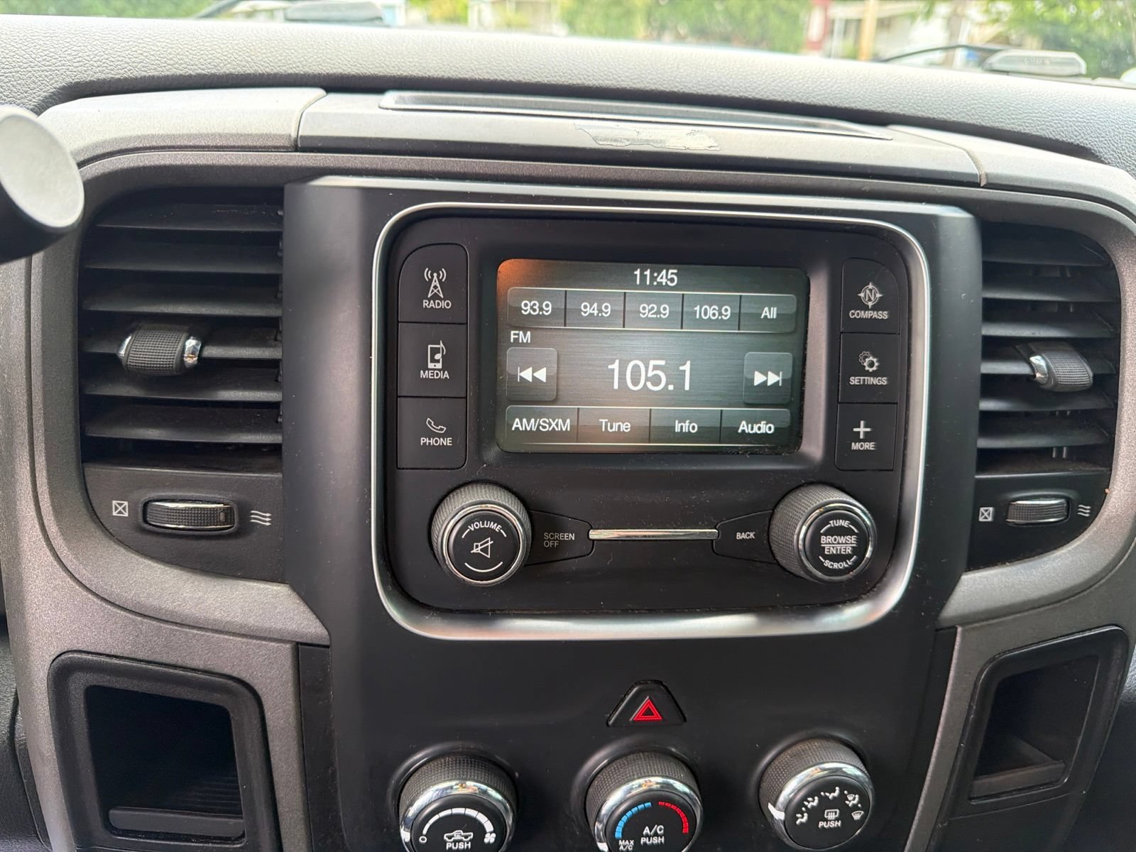 Used 2016 RAM 5500 Tradesman w/ Power & Remote Entry Group AWD/4WD image 14
