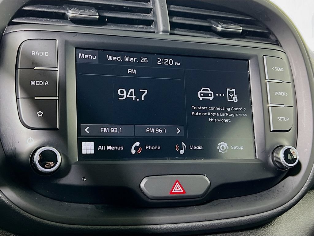 Certified 2023 Kia Soul LX w/ LX Technology Package FWD image 7