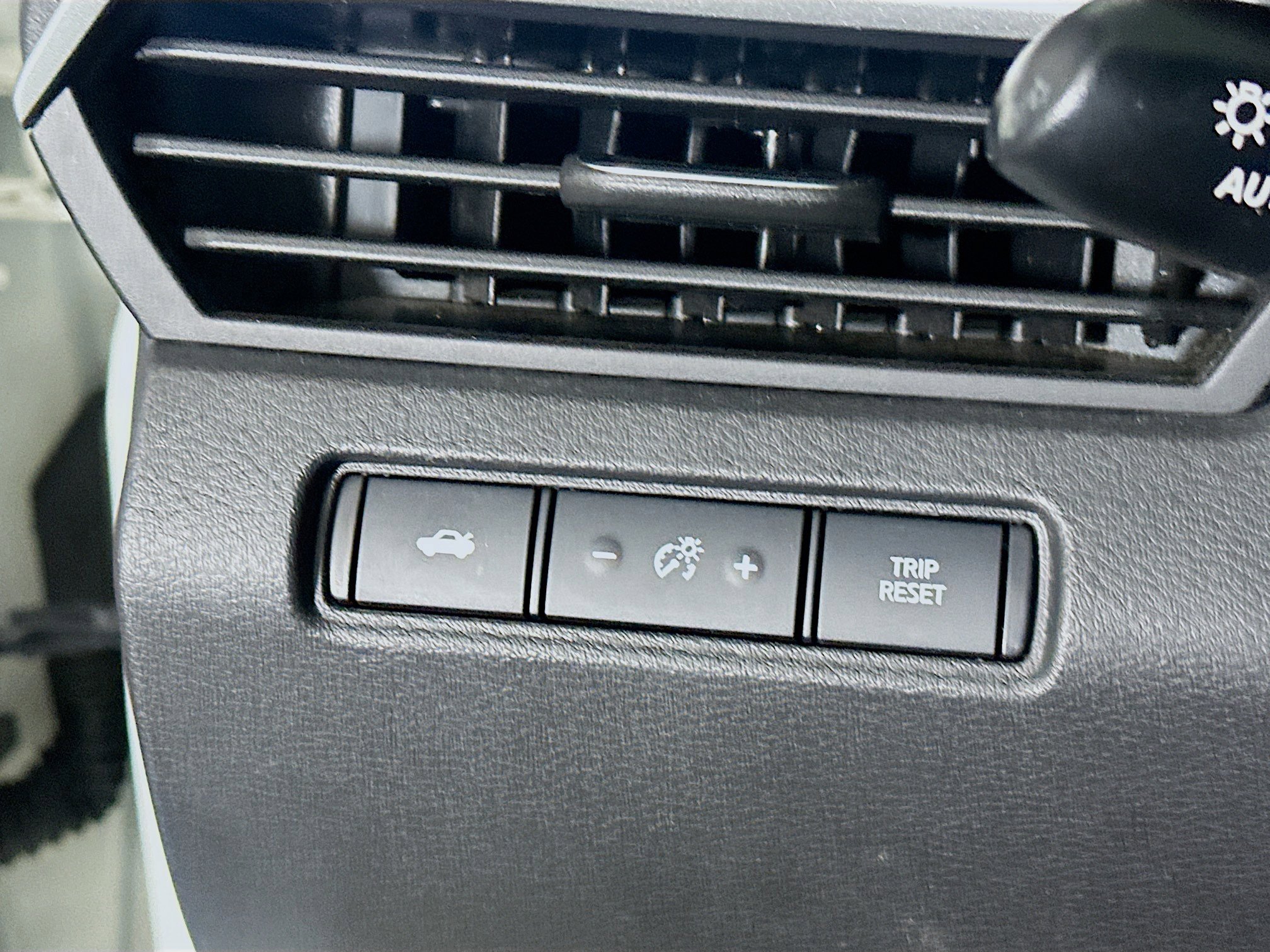 Used 2023 Nissan Altima 2.5 SV image 17