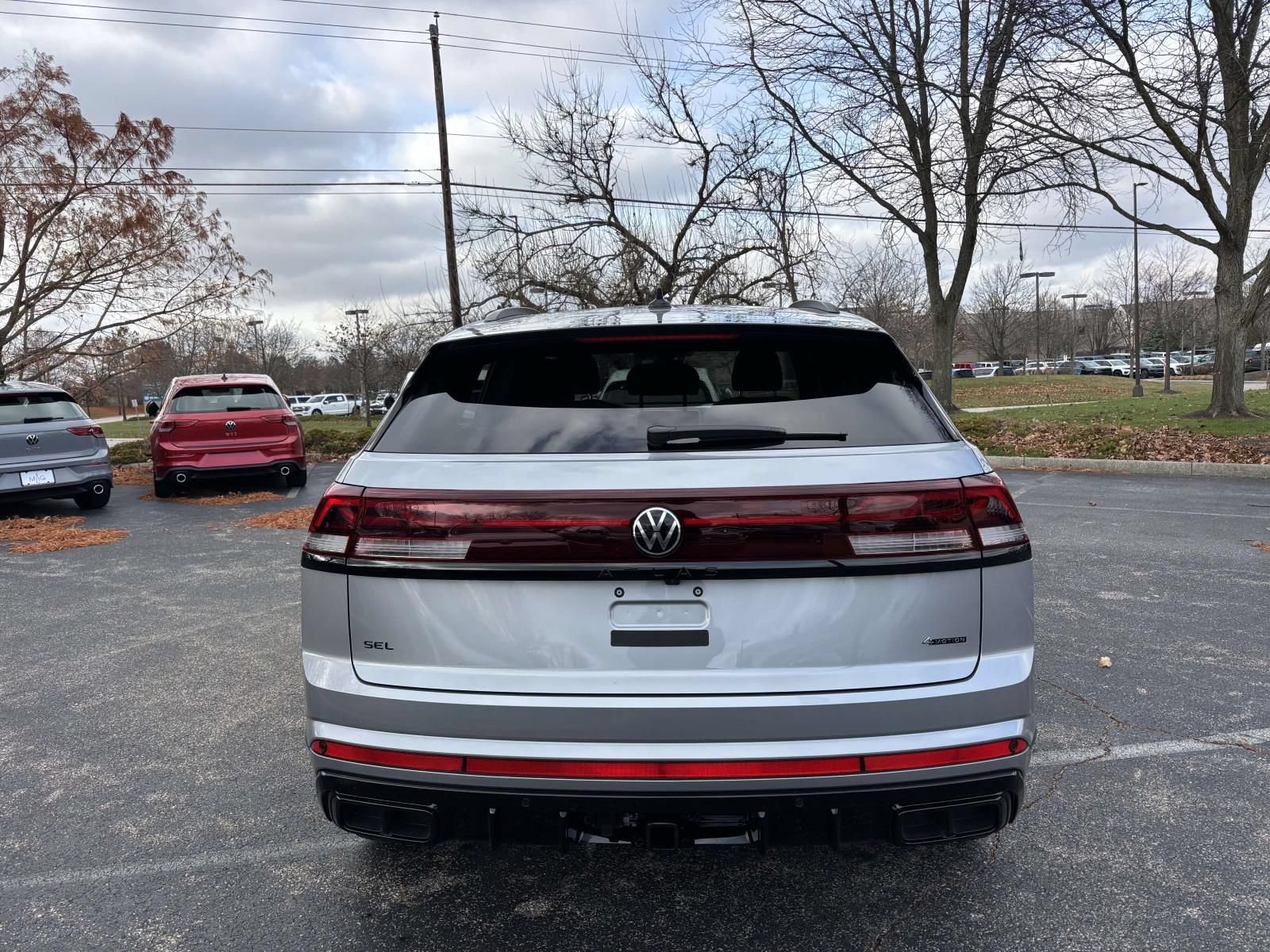 New 2026 Volkswagen Atlas Cross Sport SEL R-Line AWD/4WD image 6