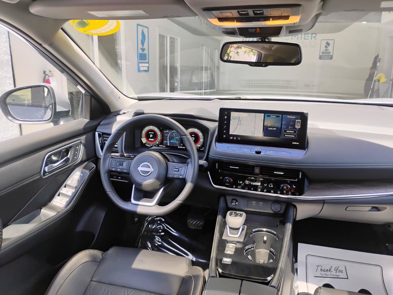 Used 2024 Nissan Rogue Platinum w/ Platinum Premium Package FWD image 20